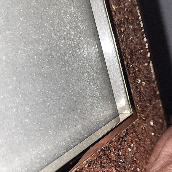 Frame - Picture 3 of 9